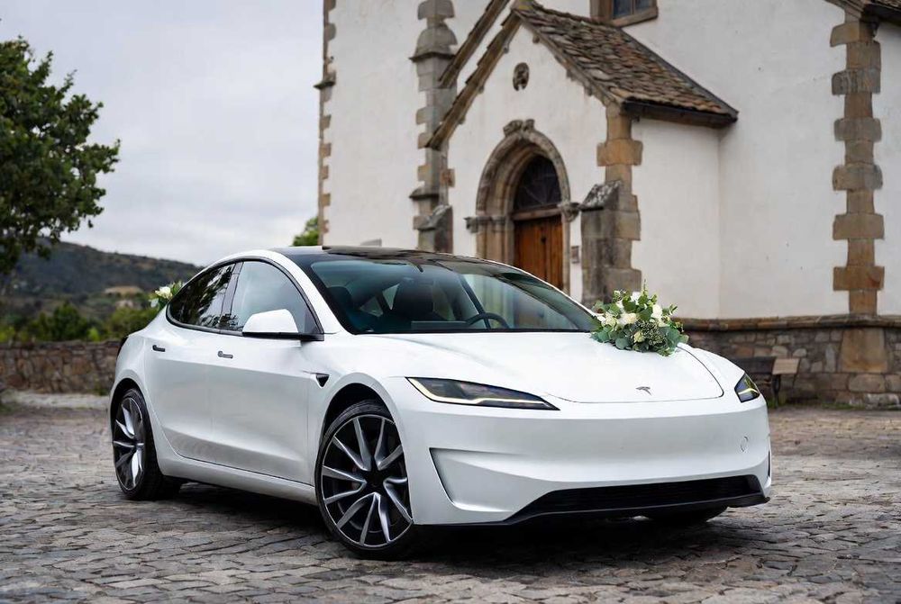 Aluguel carro Eventos especiais com motorista experimentado
