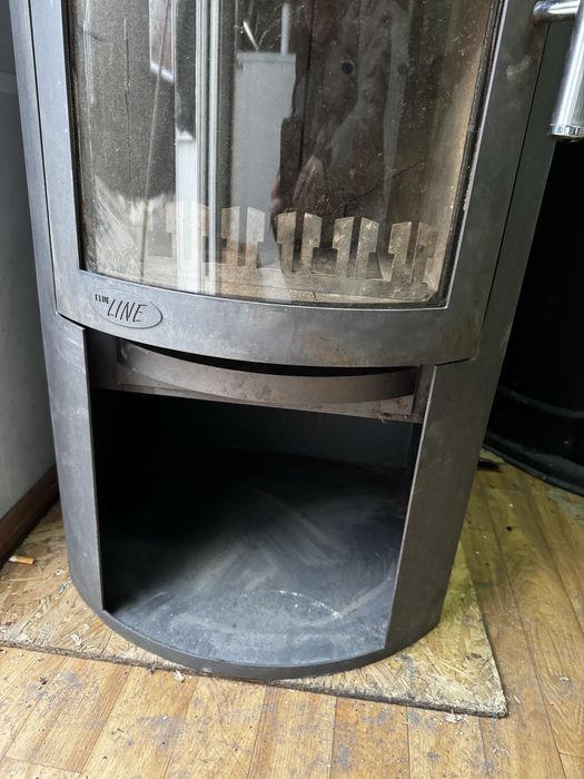 Німецький камін твердопаливний