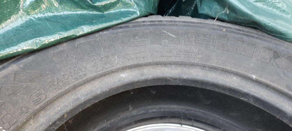 Pneu 195-80 original suplente freelander1