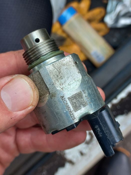 Клапан регулировки A2C59506225 давления топлива Siemens VDO Renault Ci
