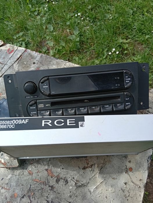 radio wzmacniacz,Chrysler
