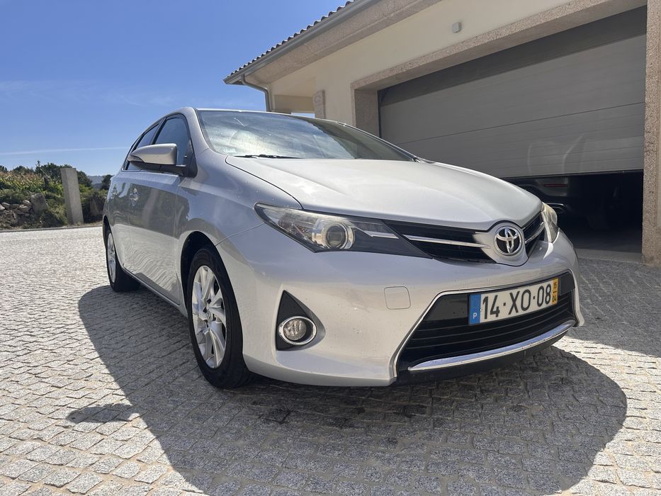 Toyota Auris 2015