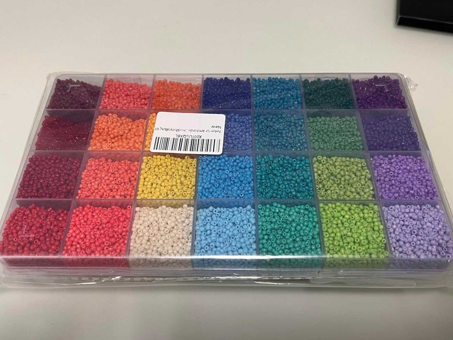 Kit Missangas pulseiras etc 2mm 28 cores 28000 contas+414 acessórios