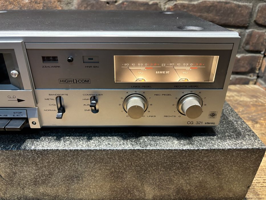 Magnetofon Uher CG 321
