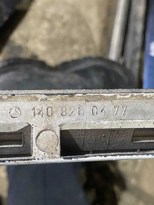 Накладка молдинг вія під праву передню фару Mercedes S-Class W140