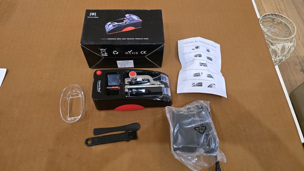 Nowa nabijarka do papierosów Horns Bee