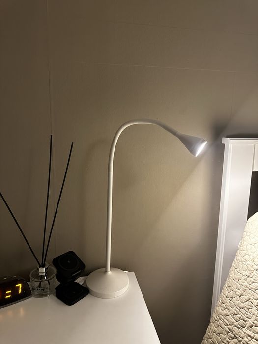 Настільна лампа ikea