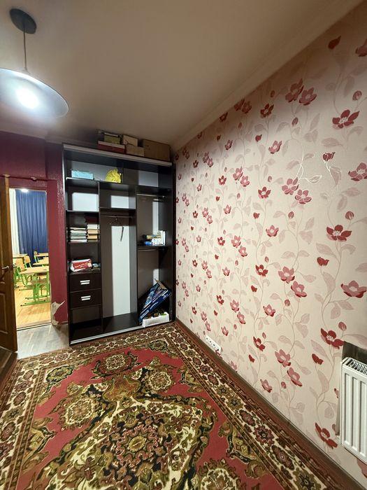 Продам будинок у центрі Васищева