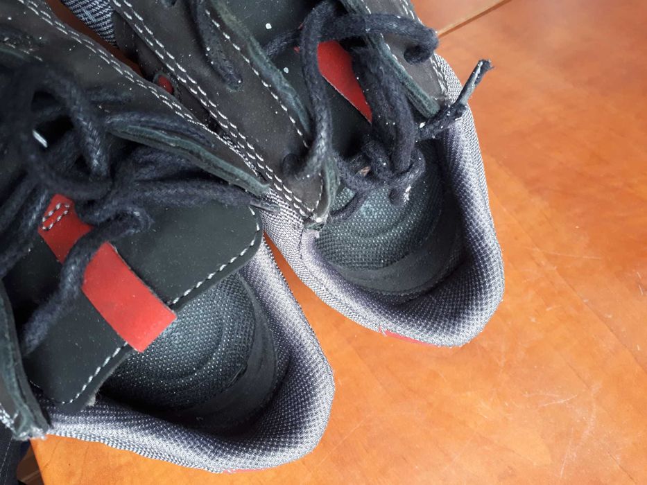 Buty ochronne robocze z podnoskiem do pracy nr 42
