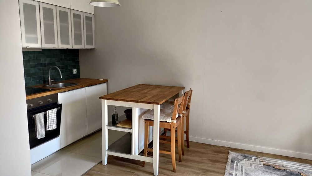 Mieszkanie na wynajem, 2 pokoje, Plac Centralny.