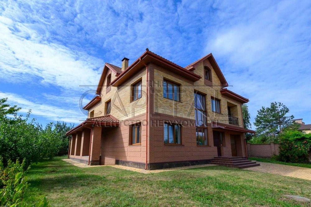 Продаж ексклюзивного будинку у с. Гореничі | 14 км від метро «Житомирська»