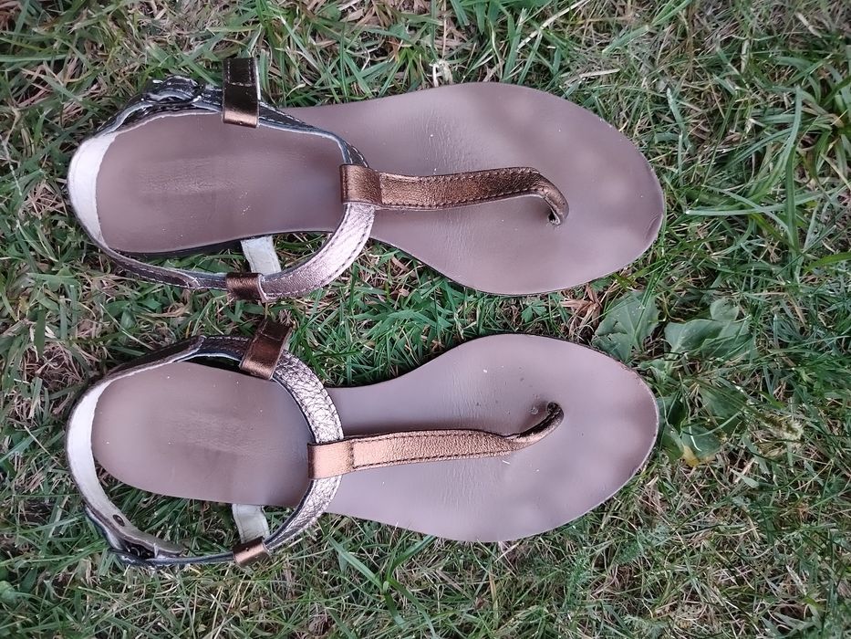 Buty włoskie japonki 37
