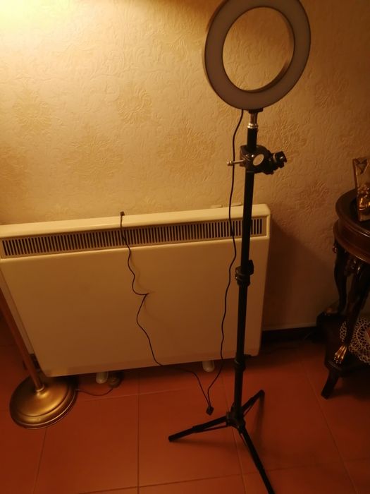 Tripod, Ring Light with Three Light Tones64750958850947124