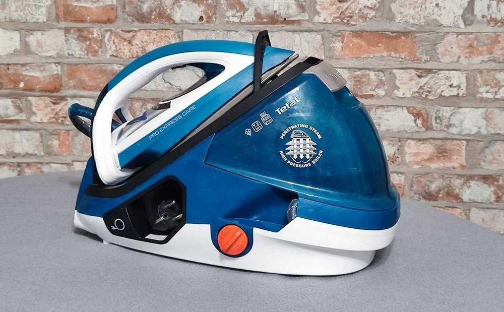 Stacja parowa Tefal Pro Express Care