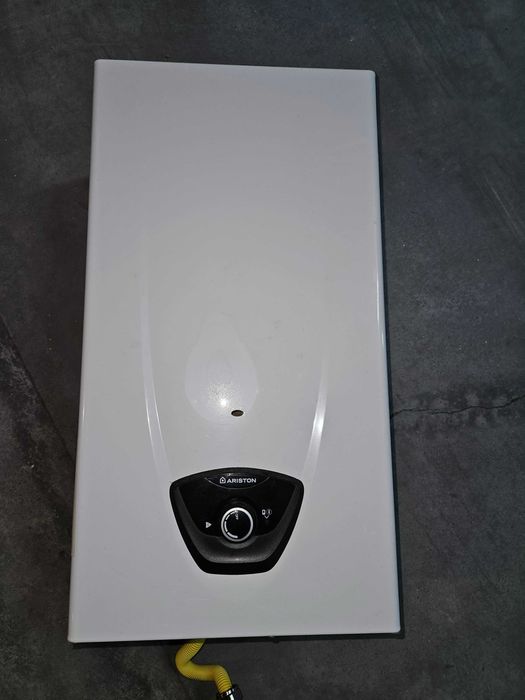 Esquentador Ariston Evo 11 litros