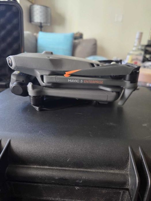 DJI Mavic 3 / Mavic 3T / Mavic 3 Pro в наявності | Гарантія | Магазин