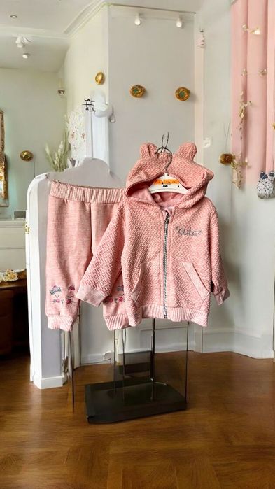 Костюмчик для дівчинки