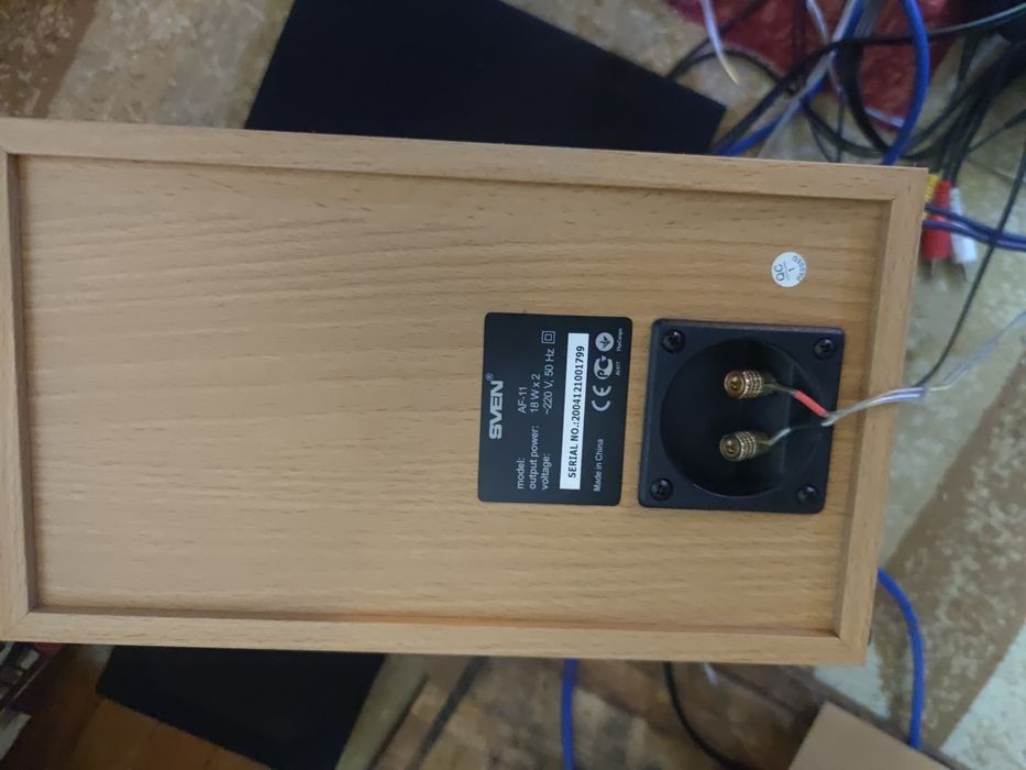 Колонки SVEN AF-11 (18W x 2)