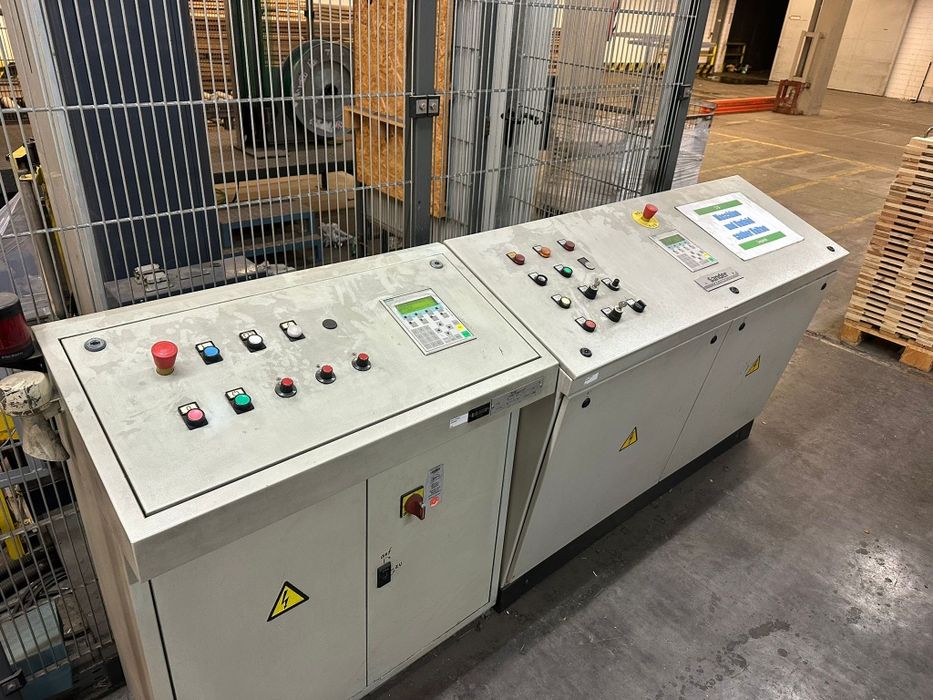 Przenośnik rolkowy linia do spinania i owijania palet