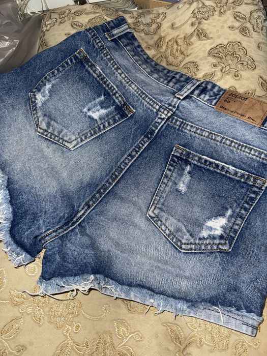 Джинсові шорти розмір s-m