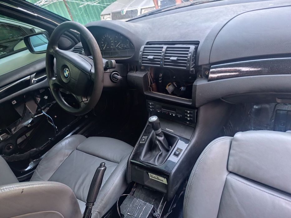BMW E46 PARA PEÇAS