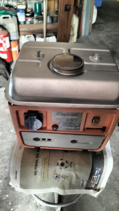 Gerador de corrente a gasolina