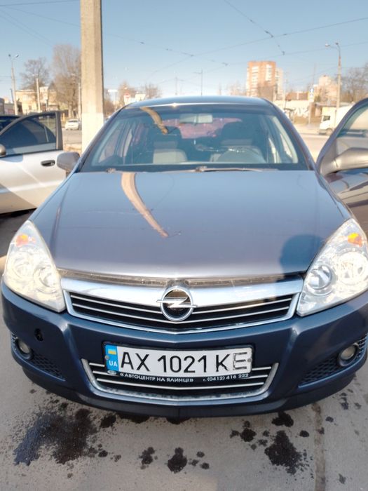 Продам Опель астра h хетчбэк