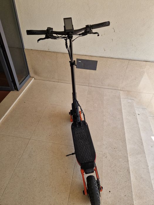 Tratinete eletrica