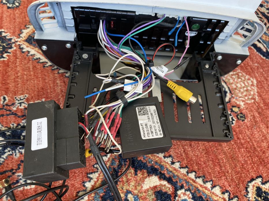 Câmara de marcha-atrás com tablet