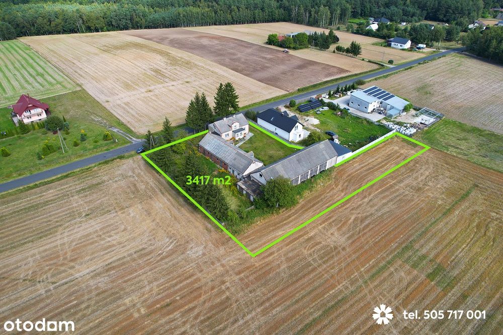 Siedlisko pod Lipnem, duże budynki gospodarcze - Widok 3