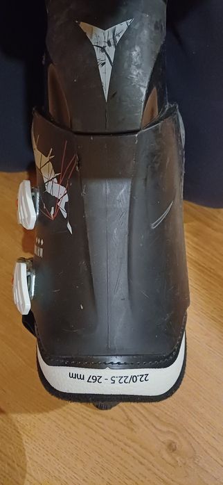Buty narciarskie dziecięce 22 22.5 Atomic