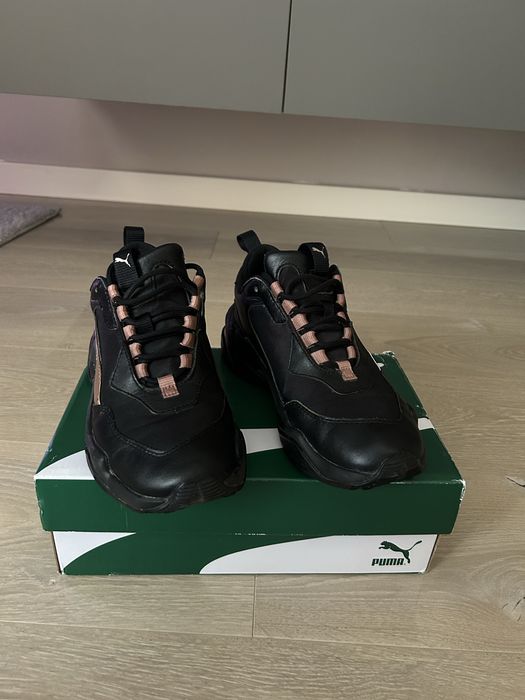 Взуття кросівки puma жіночі