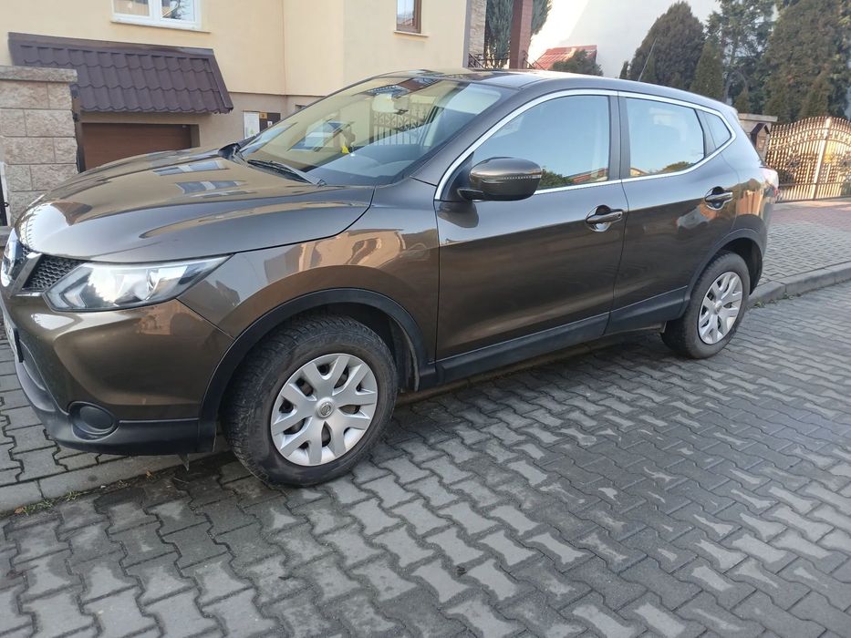 Nissan Qashqai Kupiony w salonie w Warszawie, pierwszy właściciel, stan bardzo dobry,