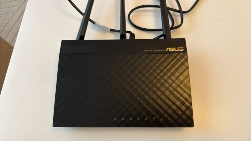 Роутер Asus RT-AC66U B1