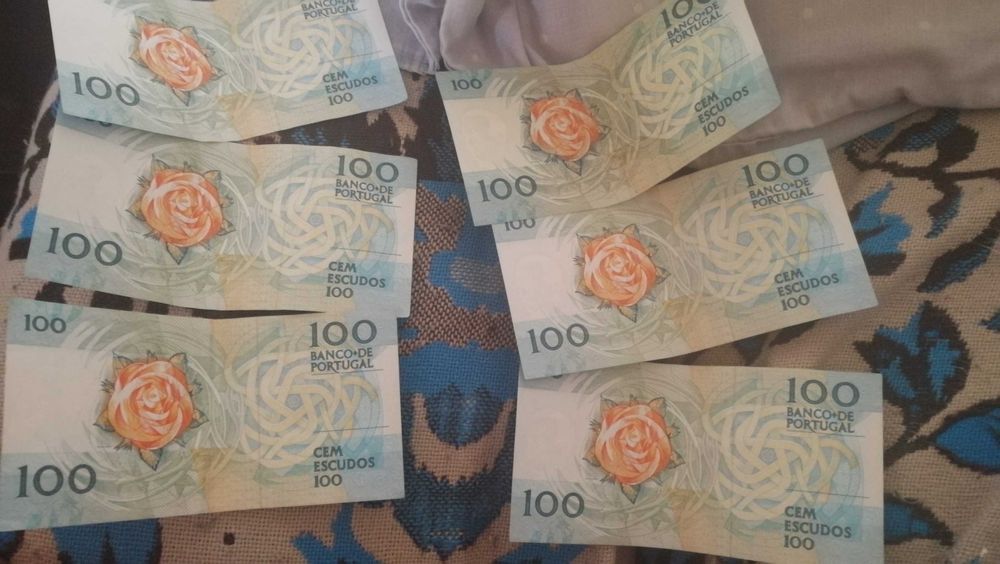 7 notas de 100 escudos muito bom estado de conservação