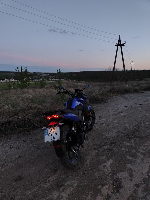 Мотоцикл Spark r32 200