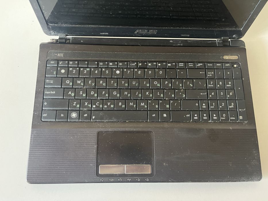 Ноутбук ASUS K53U 15.6" / / HDD не має/ для навчання та роботи БЕЗ БЛОКА ЖИВЛЕННЯ