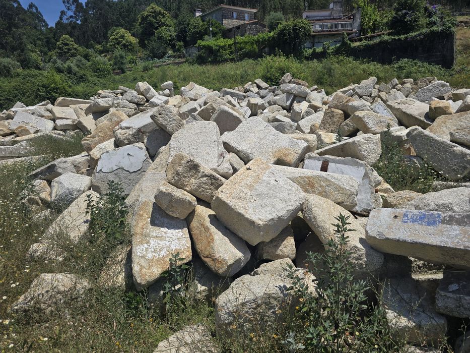 Pedra para venda