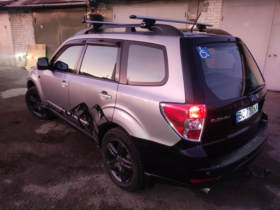 Субару Форестер SH 2.5