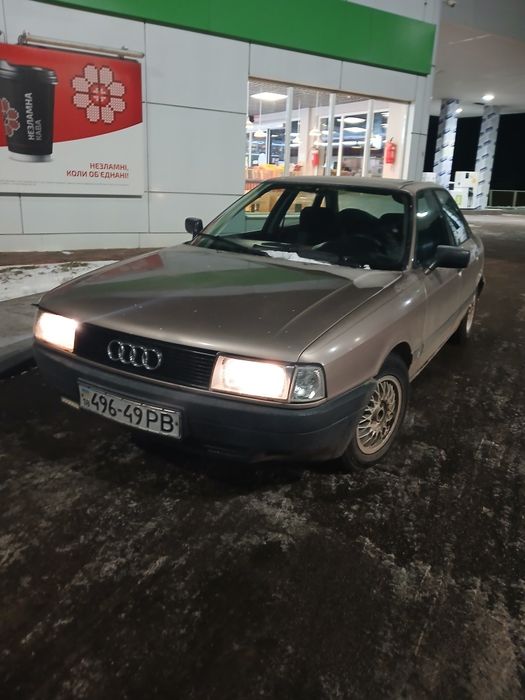 Ауді 80 б3. 1.8 газ-бенз