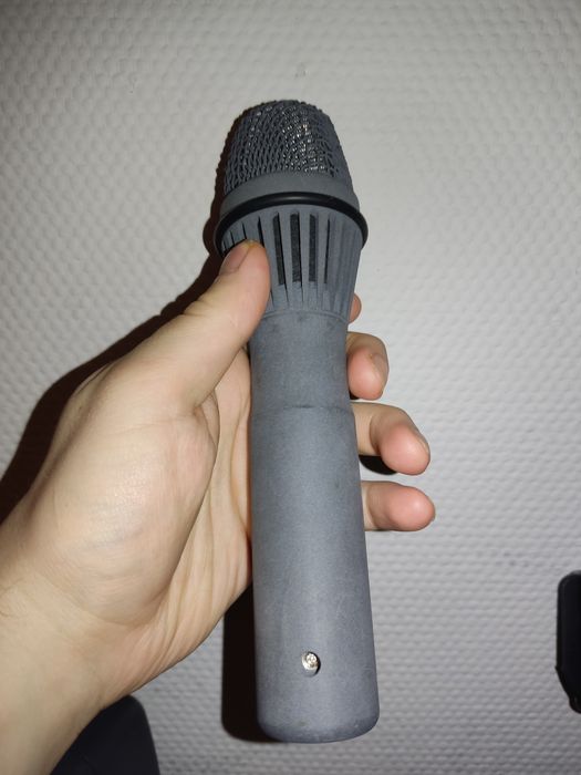 Mikrofon dynamiczny wokalny mbho 219 sc