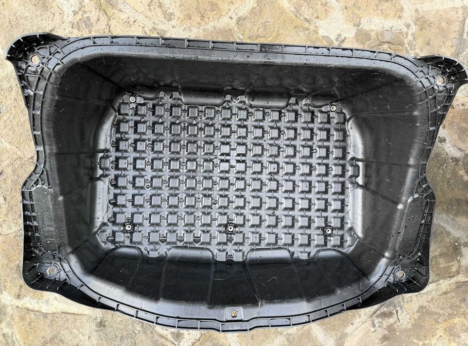 Корито багажника Tesla Model 3/Y бокс підкапотний Тесла тройка вайка