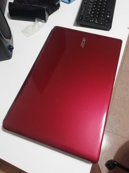 Portátil Acer Aspire E1-570G em Excelente Estado