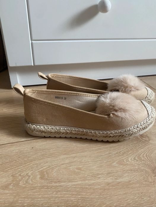 Bezowe Buty balerinki espadryle 37