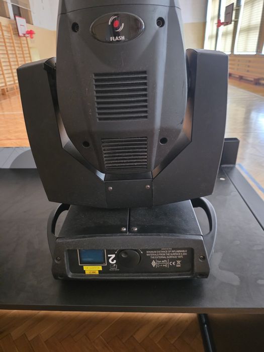 Ruchome głowy beam 230W 7R