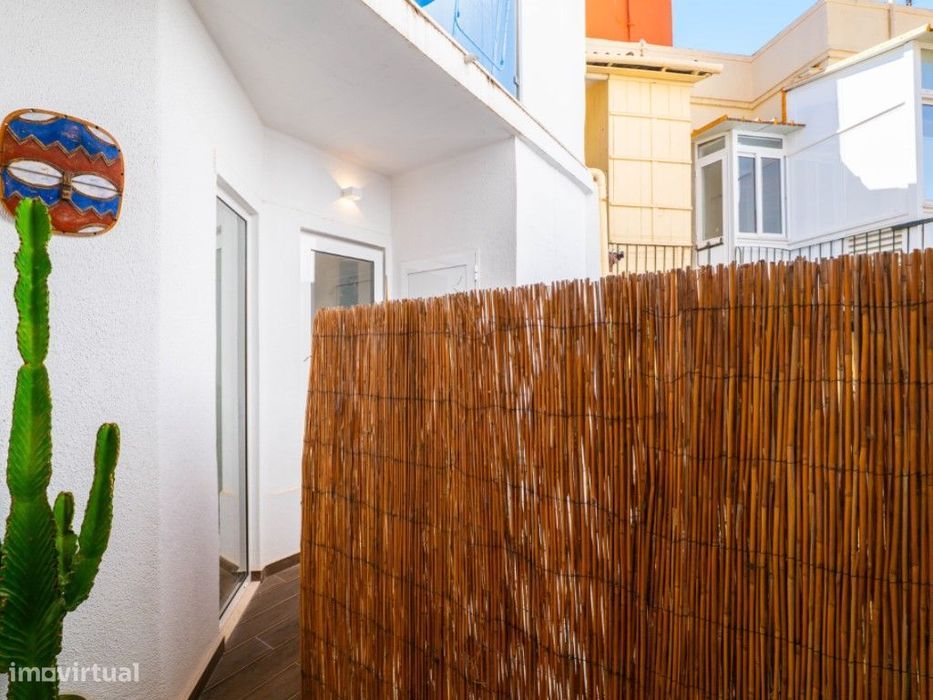 T2 totalmente remodelado e mobilado nos Anjos/ Lisboa