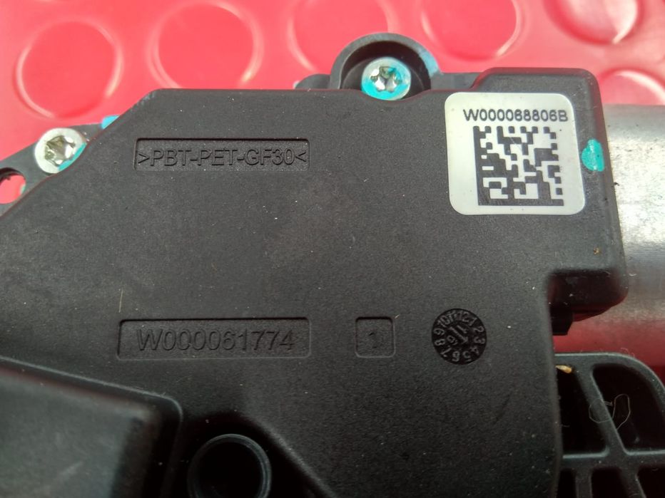 Motor Limpa Vidros Trás E4B517404BA - FORD KA+ III