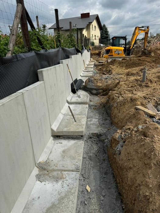 Roboty ziemne koparka ścianka mur oporowy typu L prefabrykowany Kraków