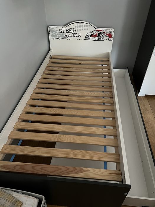 Łóżko do pokoju chłopiecego