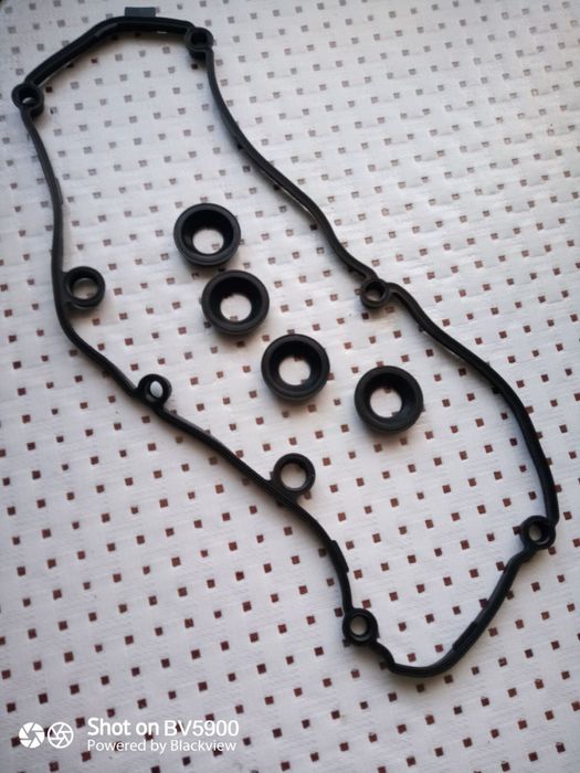 Продам ремкомплект клапанної кришки VAG 1.6 tdi.